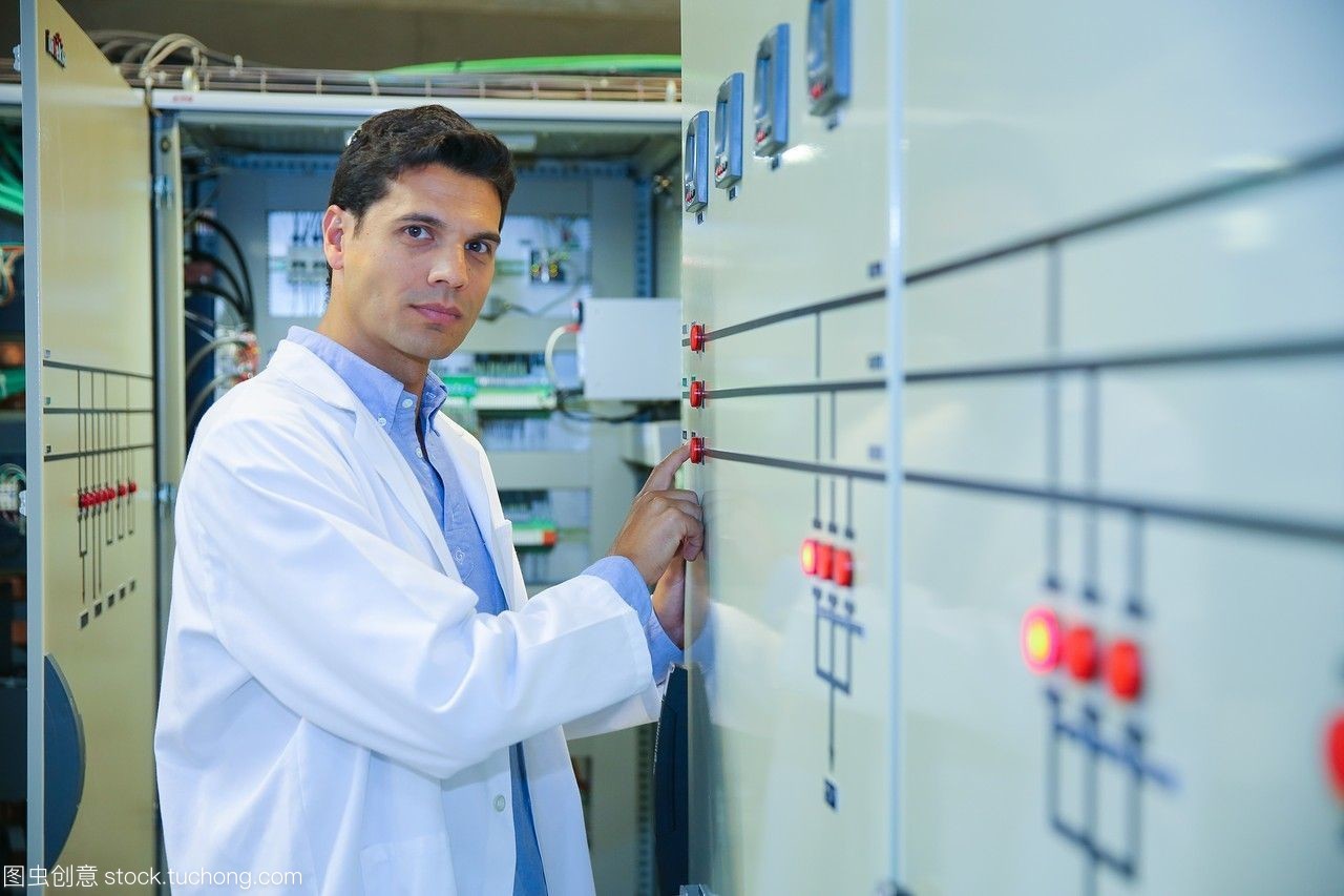 研究員。低壓微網(wǎng)絡(luò)。用于智能電網(wǎng)和智能電表的測試和證書服務(wù)。電力電子設(shè)備認(rèn)證。技術(shù)服務(wù)行業(yè)。tecnaliaresearch&innovationbizkaiabasquecountry,西班牙。